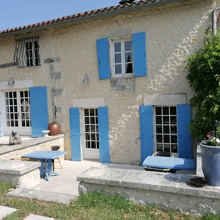 Beautiful With Private Pool Lusignac