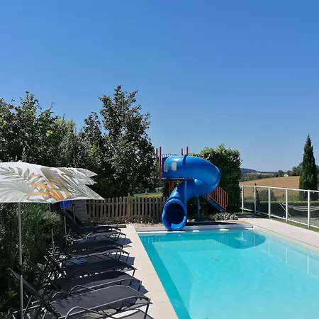In With Private Pool بيت للعطل Lusignac